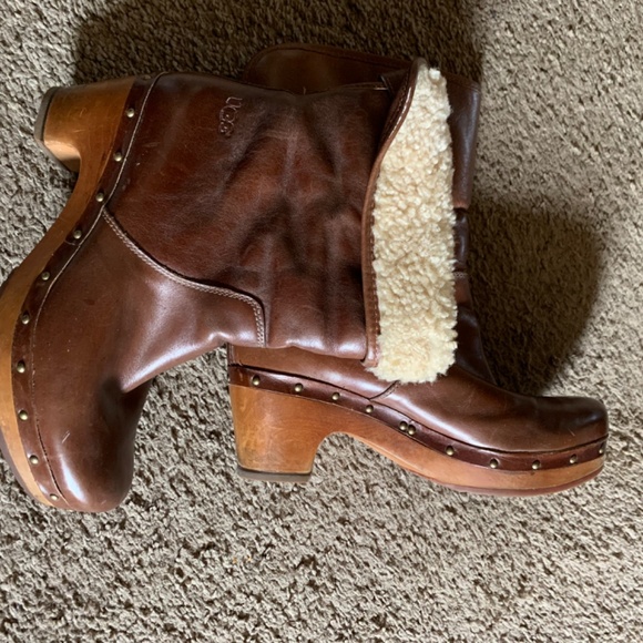 Boots - Picture 2 of 4